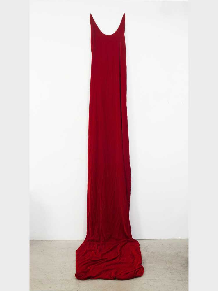 Beverly Semmes, RC, 2014. Velvet fabric, 119 x 35 x 70 in. Grinnell College Museum of Art, Iowa. Marie-Louise and Samuel R. Rosenthal Fund 2014.020.