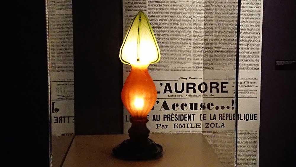 Emile Gallé, Lamp, c1898-1900. Collection Paul and Diana Tauchner. Photo: Sabine Schereck.