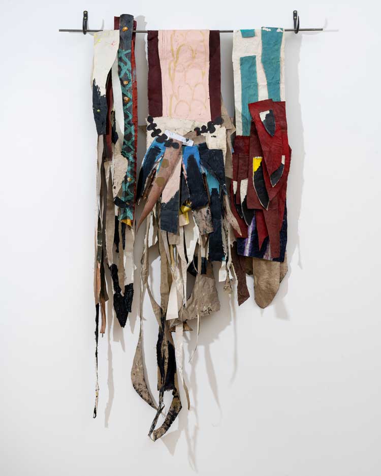 Egle Jauncems. The Paler King II. Oil on linen and canvas, metal rod and hooks, 170 x 100 cm. © The Artist.