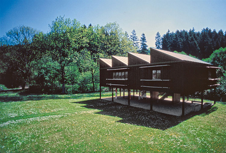 Studio buildings in Rotis. HfG-Archiv /Museum Ulm, © Florian Aicher.