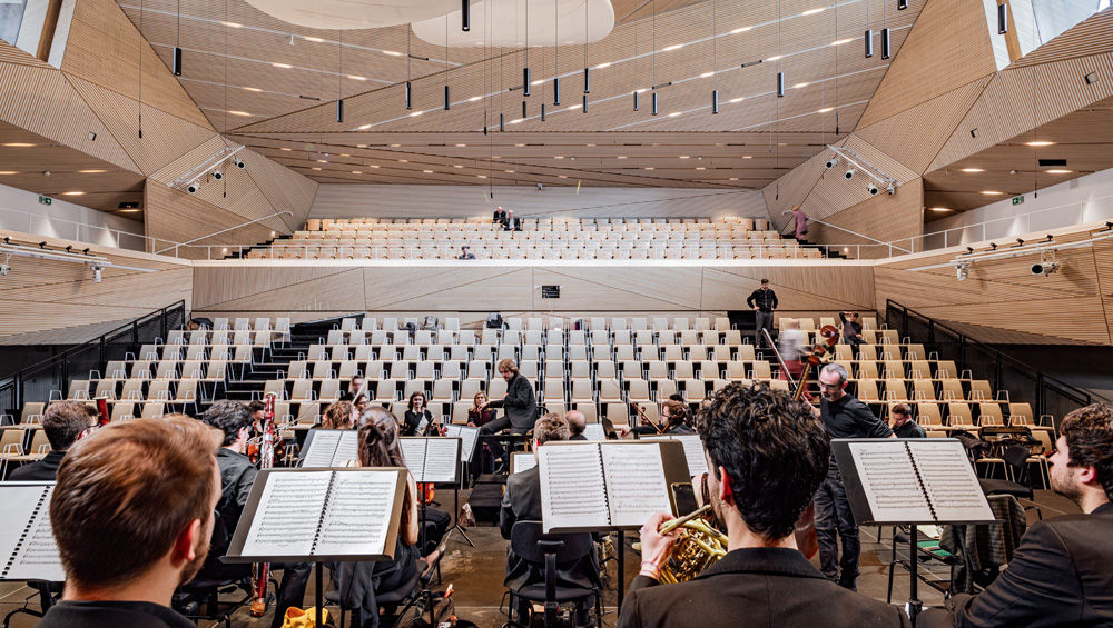 Andermatt Concert Hall. Photo © Roland Halbe.