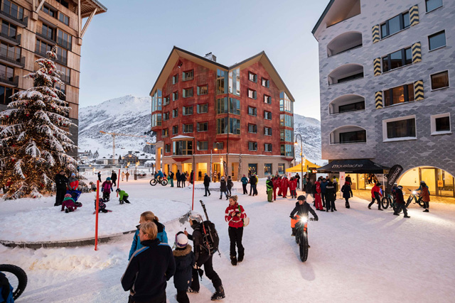 Andermatt Reuss (new-town) in winter, 2018-19. Photo: Valentin Luthiger.