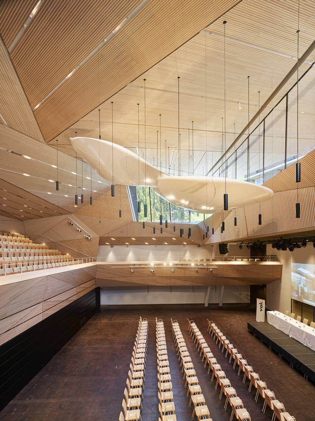Andermatt Concert Hall. Photo © Roland Halbe.