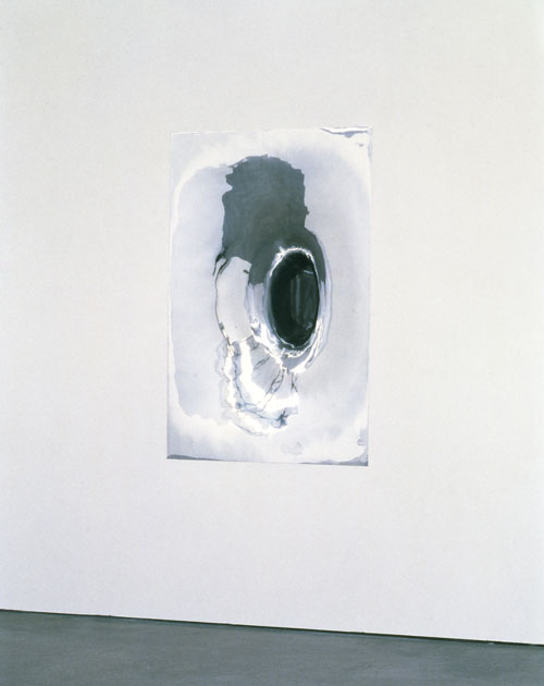 Anish Kapoor. Untitled, 1995. Stainless steel, 140 x 92.6 x 100 cm. Arts Council Collection, Southbank Centre, London. © the artist 2011.