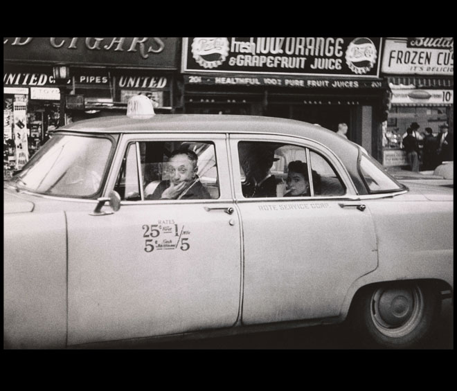 Diane Arbus. Jack Dracula at a bar, New London, Conn. 1961. © The Estate of Diane Arbus, LLC. All Rights Reserved.
