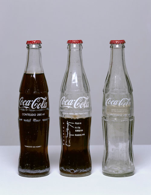 Cildo Meireles.
Insertions into Ideological Circuits: Coca-Cola Project, 1970.
© Cildo Meireles.