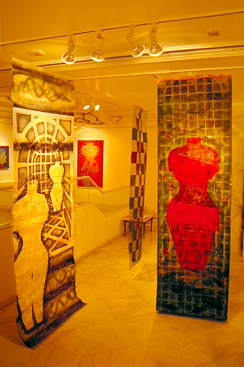 Helen Geier.
Installation views of the work shown in Canberra and then in New Delhi (Queens Gallery, British Council).