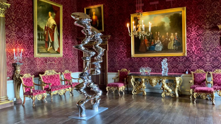 Tony Cragg, Pair, 2019. Stainless steel, 295 x 74 x 68 cm and 272 x 71 x 66 cm. Installation view, Houghton Hall, Norfolk, 2021. Photo: Martin Kennedy.