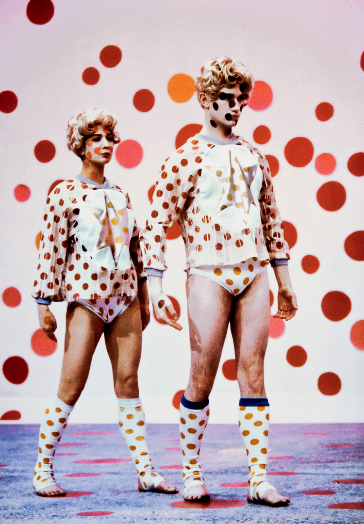 Ellen van Schuylenburch and Michael Clark during the filming of Charles Atlas’s Hail the New Puritan, 1986. © Richard Haughton.
