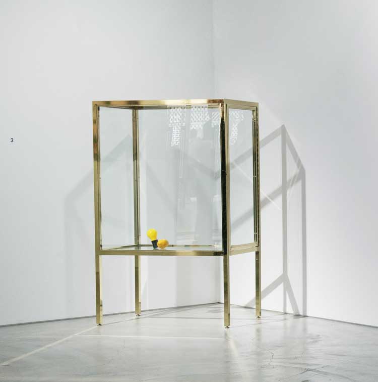Joseph Beuys. Capri-Batterie, 1985. Light bulb with socket, lemon, vitrine cabinet. Image courtesy Gyre Gallery, Tokyo.