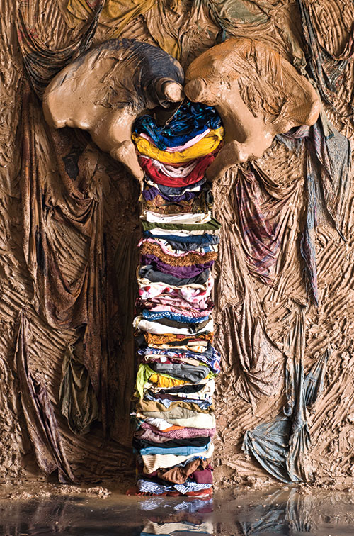 Anindita Dutta. Knitting Memories, 2013. Courtesy of the artist.