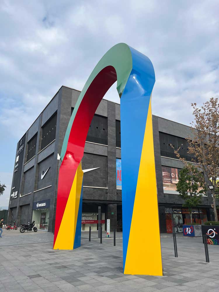 Garth Evans. Party Piece, 2024. La Perla, Guadalajara, Mexico. Painted steel, approx 1100 x 900 cm. Photo courtesy Garth Evans.