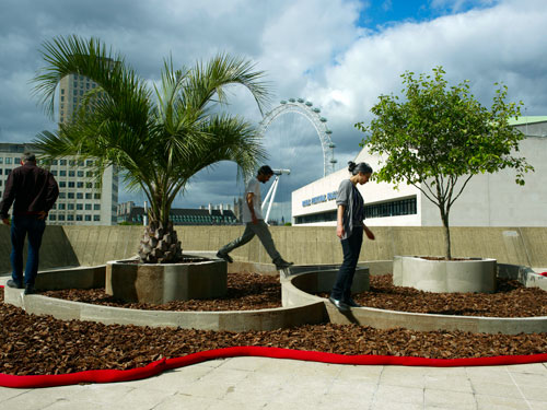 Ernesto Neto. The Edges of the World, 2010 (Exterior view 1). Installation at Hayward Gallery, London. Photograph: Steve White.