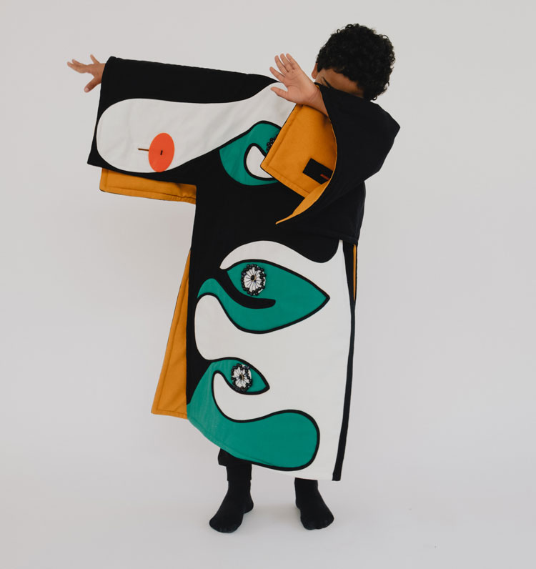 Rivane Neuenschwander in collaboration with Guto Carvalhoneto, The Name of Fear/Vaduz (Enge Räume/People in Disguise), 2021. Cotton twill, polyester, quilt batting, pvc, buttons, 98 x 92 x 10 cm. Photo: Mateus Augusto Rubim.