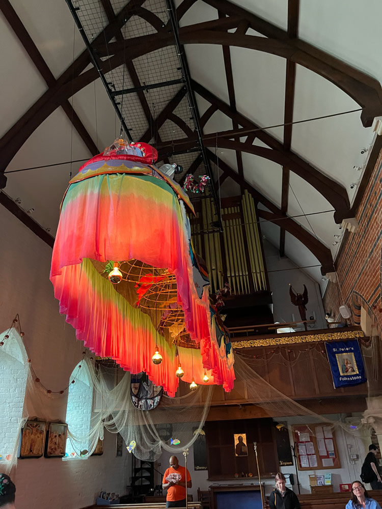 Rae-Yen Song 宋瑞渊, song dynasty. Folkestone Triennial, 2025. Photo: Veronica Simpson.