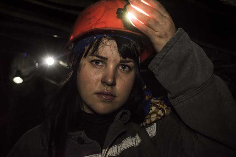 Yevgenia Belorusets, Victories of the Defeated, 2014-18. Archival inkjet print mounted on dibond, 10 x 15 in. © Yevgenia Belorusets. Courtesy of the artist.