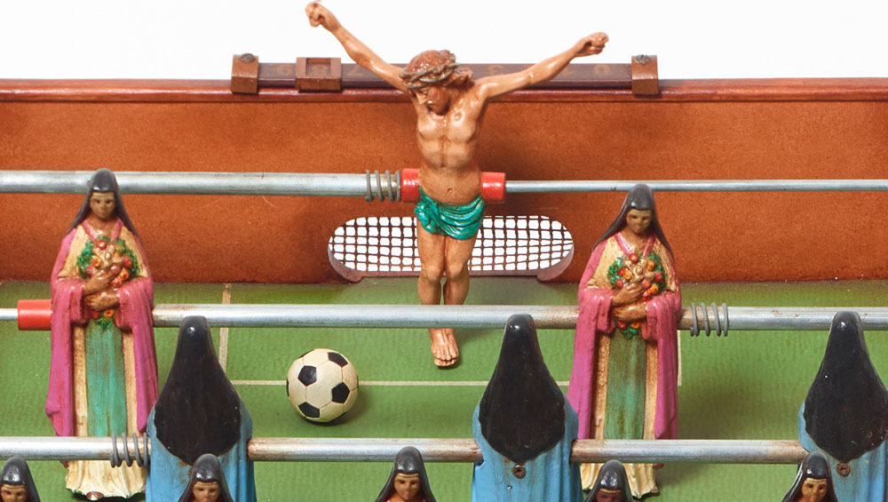 Nancy Fouts. Foosball Madonna Table, 2016. Wood and oil paint, 71 x 90 x 48 cm. © Nancy Fouts, Courtesy of Flowers Gallery.