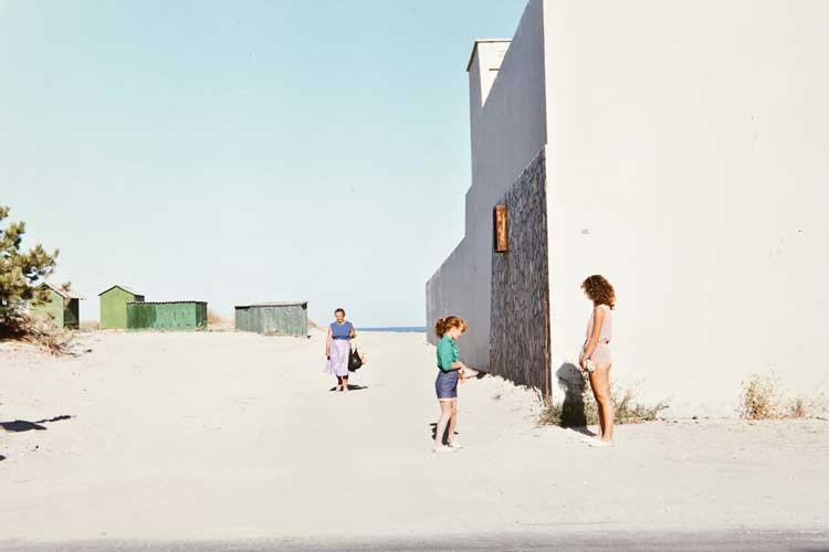 Luigi Ghirri. Marina di Ravenna, 1986. C-print, vintage print. Courtesy Estate of Luigi Ghirri. © Estate of Luigi Ghirri.