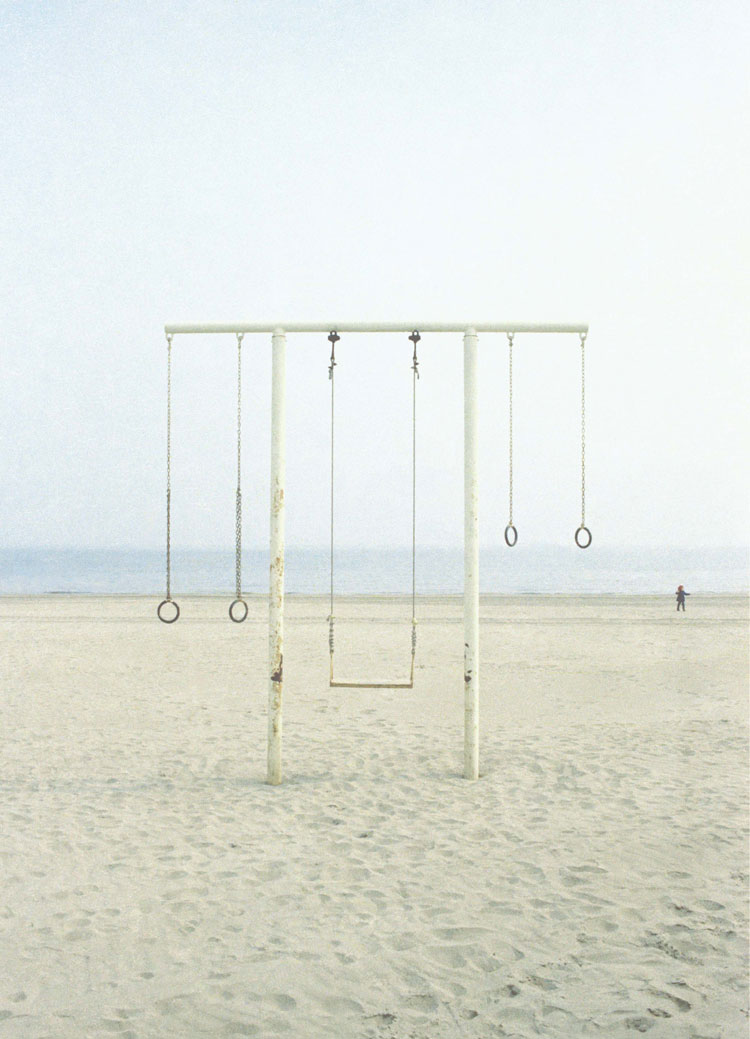 Luigi Ghirri. Marina di Ravenna, 1972. C-print, vintage print. CSAC, Università di Parma. Photo: CSAC, Università di Parma. © Estate of Luigi Ghirri.