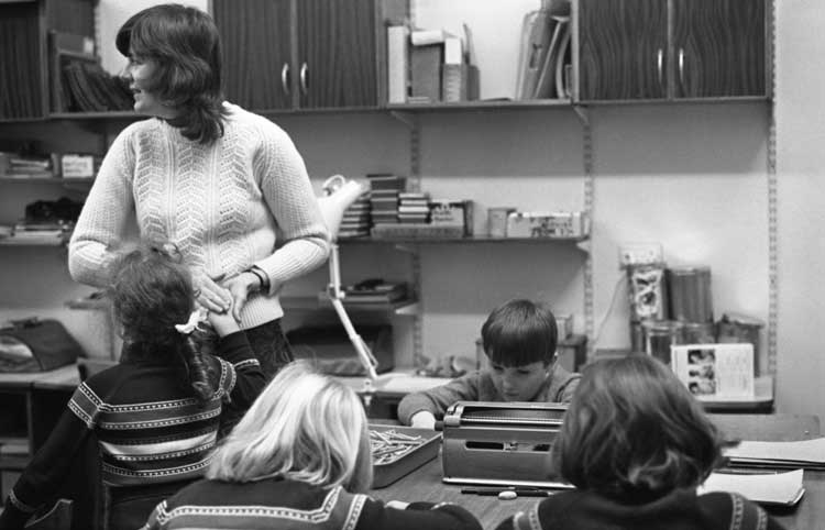 Sandra George. Royal Blind School, December 1980, Edinburgh. Image courtesy of Craigmillar Now.