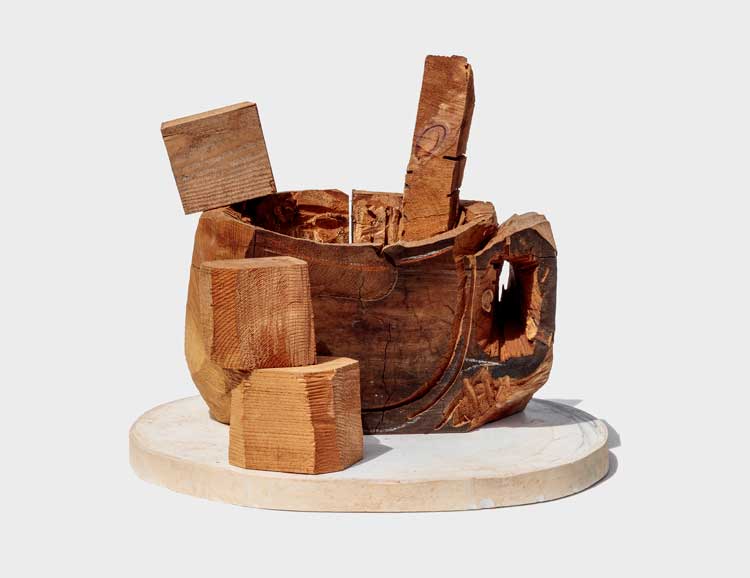 Thomas Houseago. My Coffee, 2024. Plaster, redwood, and pastel, 25½ × 31⅛ × 27¼ in (64.8 × 79.1 × 69.2 cm). Image courtesy of Lévy Gorvy Dayan gallery.