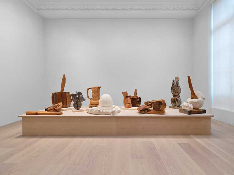 Installation view, Thomas Houseago: Night Sea Journey. Image courtesy of Lévy Gorvy Dayan gallery.