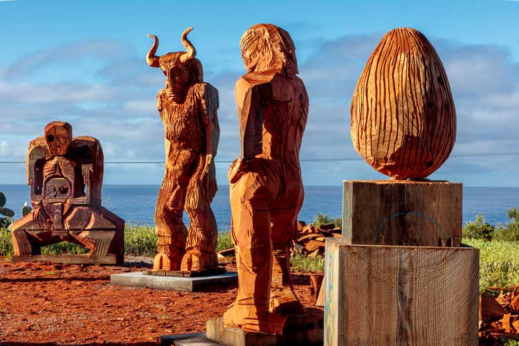 Thomas Houseago, sculptures, Malibu. Photo:Josh White, courtesy of Lévy Gorvy Dayan gallery.