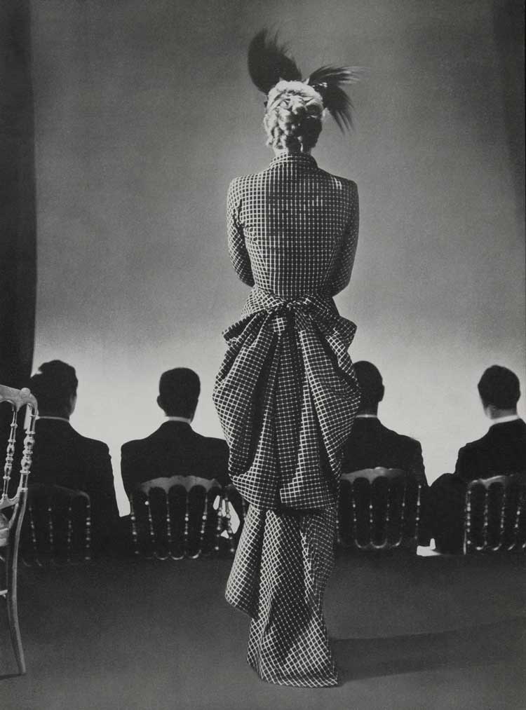 Balenciaga, 1939. © The George Hoyningen-Huene Estate Archives.