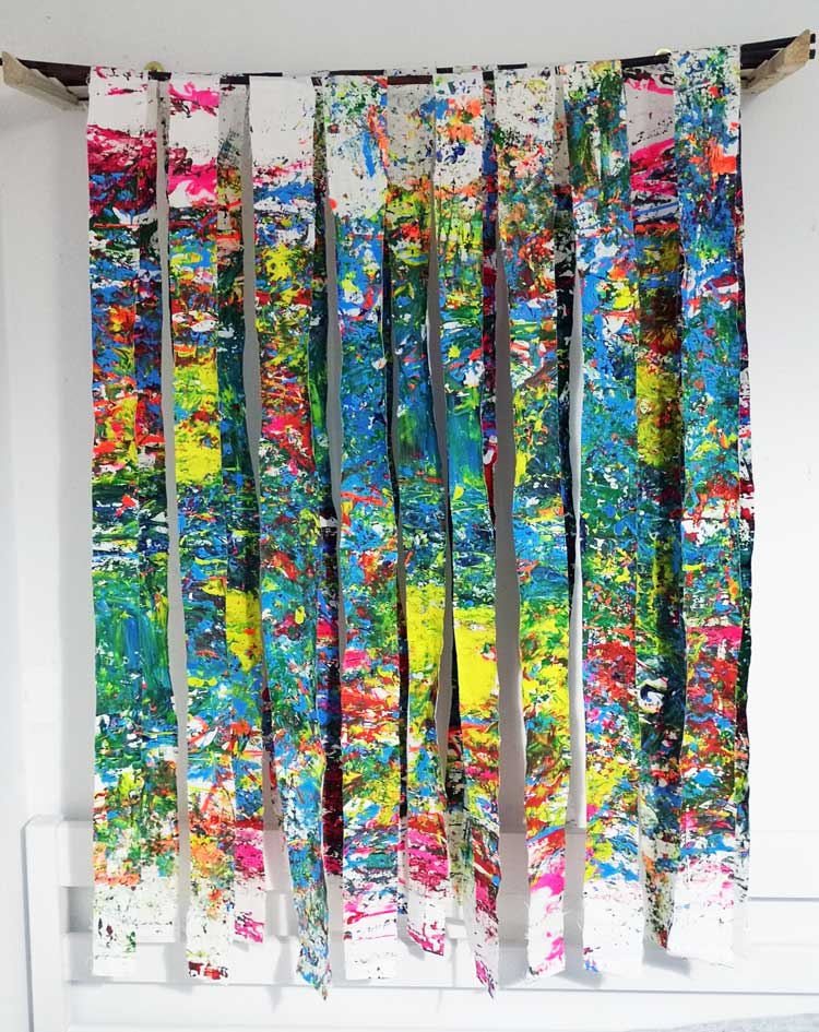 Maxine Ellis, Sea View. Fabric hanging, 110 x 80 x 26 cm. Photo courtesy H’arts in Mind.