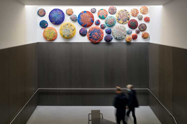Sheila Hicks: Off Grid. Installation view, The Hepworth Wakefield,
7 April – 25 September 2022. Photo: Tom Bird / Courtesy The Hepworth Wakefield.