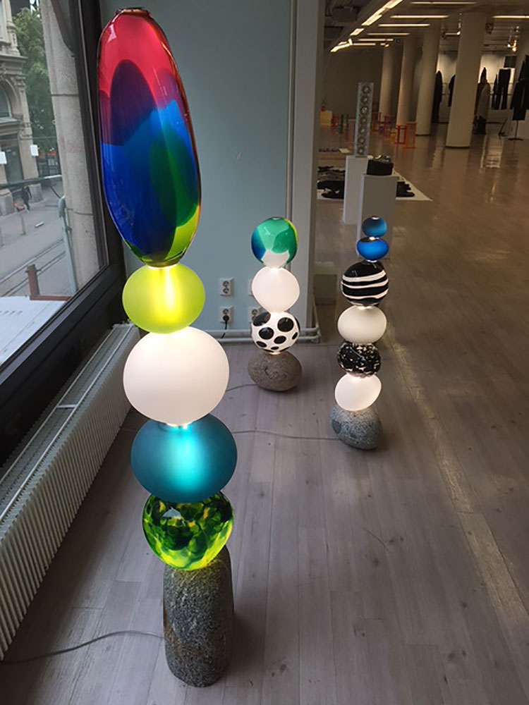 Glass Art, installation view. Photo: Veronica Simpson.