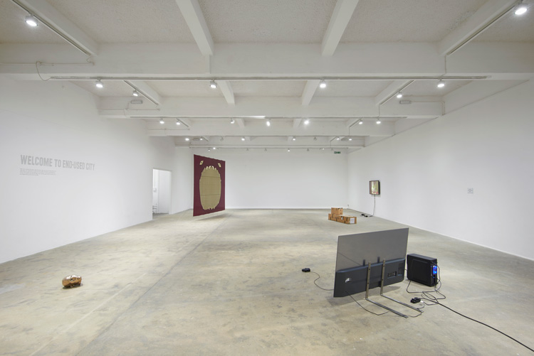 Sidsel Meineche Hansen, Welcome to End-Used City, 2019. Installation view, Chisenhale Gallery, 2019. Commissioned and produced by Chisenhale Gallery, London. Courtesy the artist. Photo: Andy Keate.