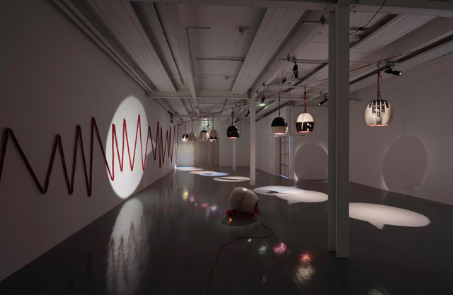 Emma Hart, Mamma Mia!, 2017. Installation view, The Fruitmarket Gallery, 2018. Collezione Maramotti, Reggio Emilia, Italy. Photo: Ruth Clark.