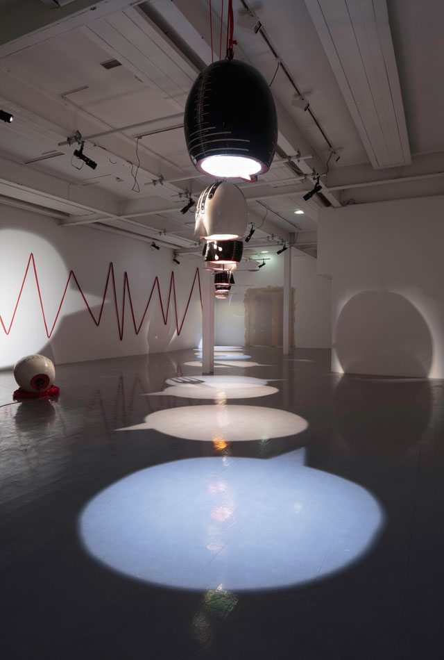Emma Hart, Mamma Mia!, 2017. Installation view, The Fruitmarket Gallery, 2018. Collezione Maramotti, Reggio Emilia, Italy. Photo: Ruth Clark.