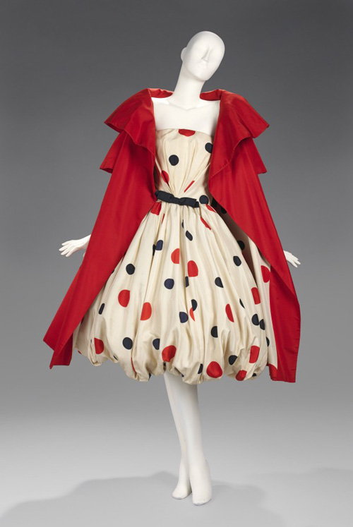 Arnold Scaasi (American, born Canada, 1931). Evening Ensemble, ca. 1958. American. Silk. The Brooklyn Museum Costume Collection at the Metropolitan Museum of Art.