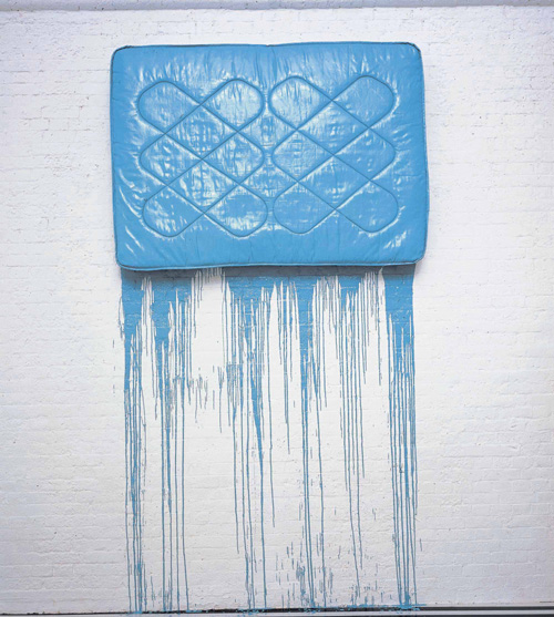 Jim Lambie.
Rock
Me, Move Me 2003.
Double
mattress, gloss paint
200 x 140 x 2 cm
. Murderme Ltd, London.
Courtesy of Sadie Coles HQ, London
© 2006 Jim Lambie
. Photograph:
David Morgan