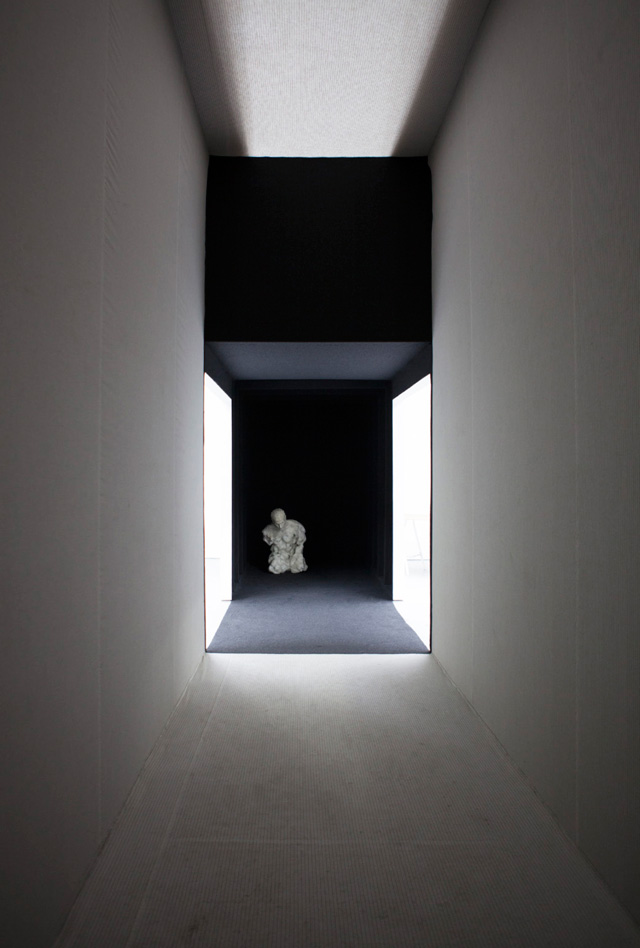 Virgile Ittah. Untitled, (For man would remember each murmur), 2013. Installation view. Mixed wax, marble dust and fabric, 1200 x 180 x 365 cm.
