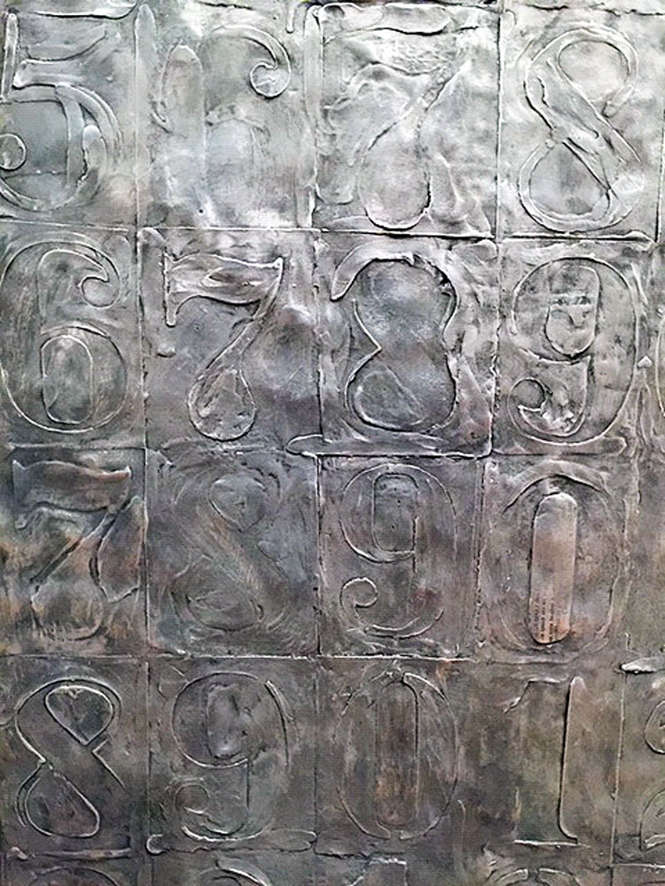 Jasper Johns, Numbers, 1963, cast 1968 (detail). Aluminium. Installation view. Photo: Jill Spalding.