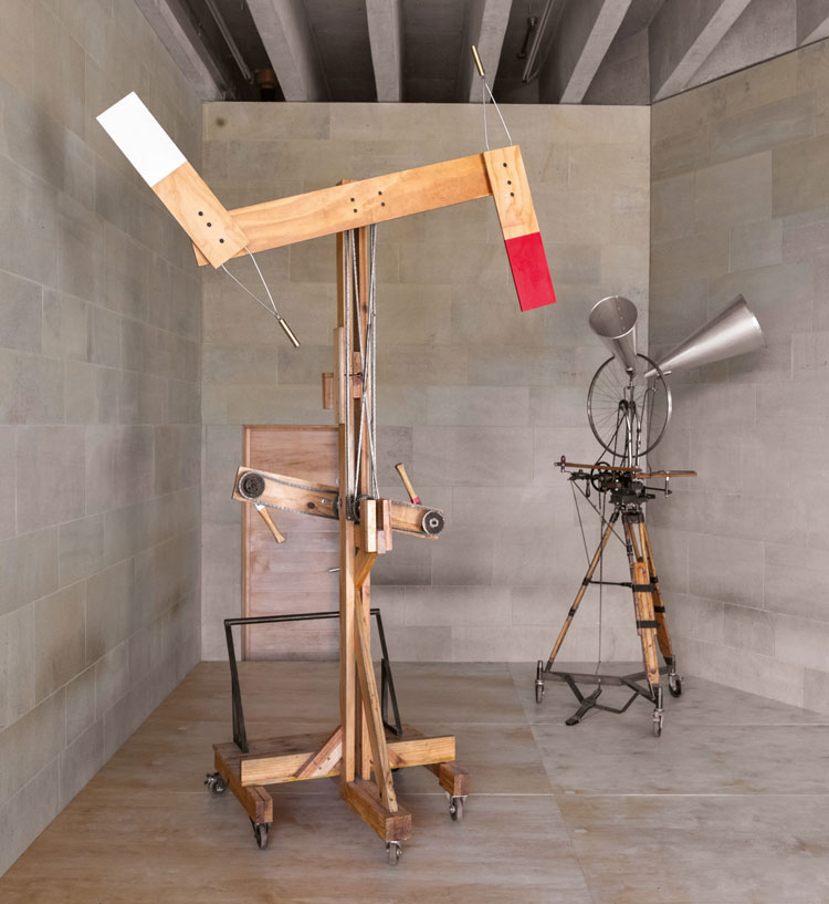 William Kentridge, Semaphone (left) and Bicycle Wheel III (double megaphone), 2012, © William Kentridge. Courtesy Kentridge Studio, Goodman Gallery, Galleria Lia Rumma and Hauser & Wirth. Photo © Jonty Wilde, courtesy Yorkshire Sculpture Park.