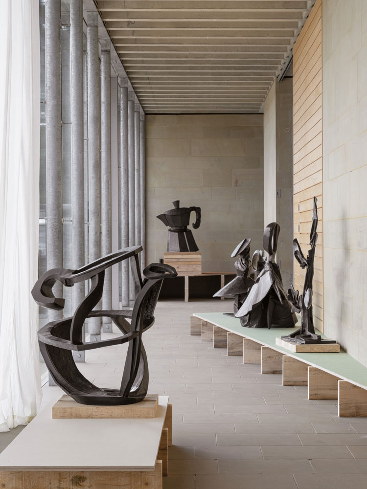 William Kentridge, The Pull of Gravity, 2025. © William Kentridge. Courtesy Kentridge Studio, Goodman Gallery, Galleria Lia Rumma and Hauser & Wirth. Photo © Jonty Wilde, courtesy Yorkshire Sculpture Park.