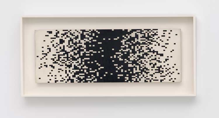 Ellsworth Kelly. Seine, 1951. Oil on wood, 16 ½ x 45 ¼ in (42 x 115 cm). Philadelphia Museum of Art: Purchased with funds contributed in memory of Anne d'Harnoncourt and other Museum Funds, 2008. All artworks © Ellsworth Kelly Foundation. Photo: Ron Amstutz. Courtesy: Glenstone Museum, Potomac, Maryland