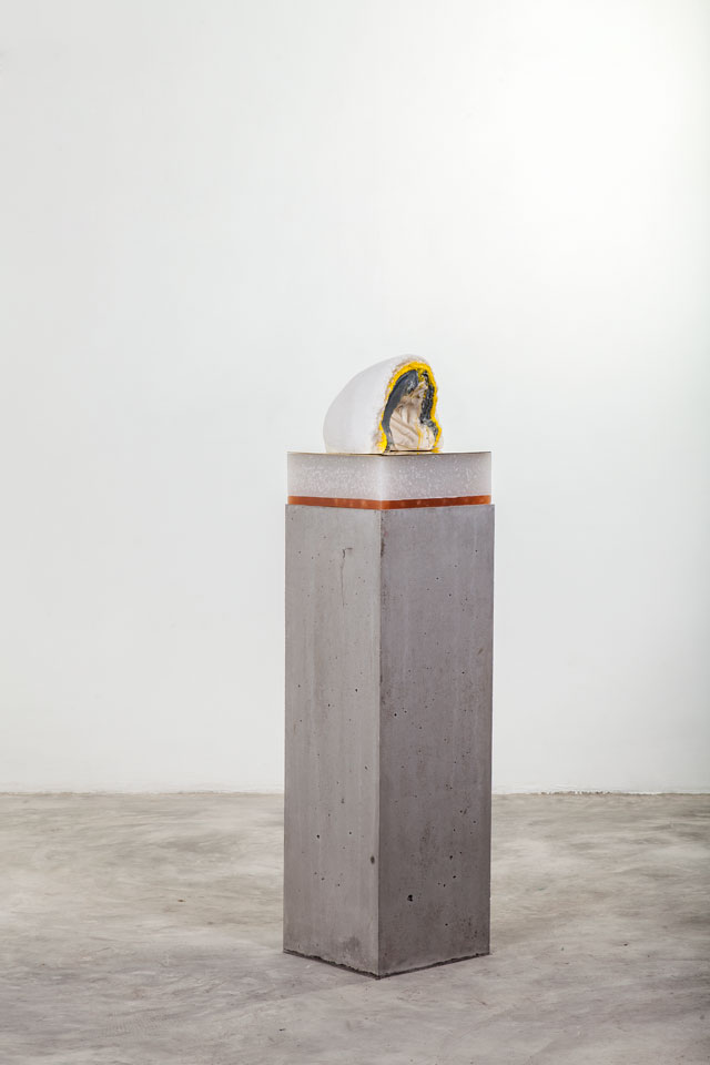 Bharti Kher. The Chimera (1), 2016. Wax, concrete, plaster, hessian fibre, brass, 124.5 x 29 x 29 cm. Courtesy the artist and Hauser & Wirth. Photograph: Jeetin Jagdish.
