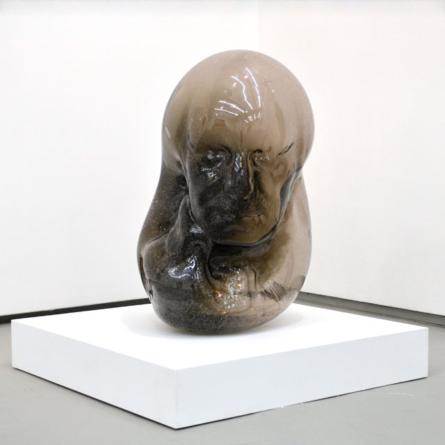 Titus Kaphar. Cast in Doubt, 2016. Blown glass, 27(h) x 21 in dia. © Titus Kaphar. Courtesy of the artist and Jack Shainman Gallery.