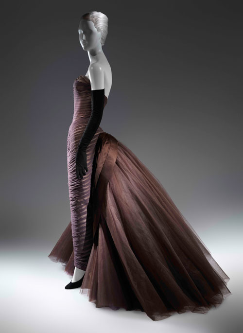 Charles James. “Butterfly” Ball Gown, c1955. Brown silk chiffon, cream silk satin, brown silk satin, dark brown nylon tulle. © The Metropolitan Museum of Art, Purchase, Friends of The Costume Institute Fund, 2013.