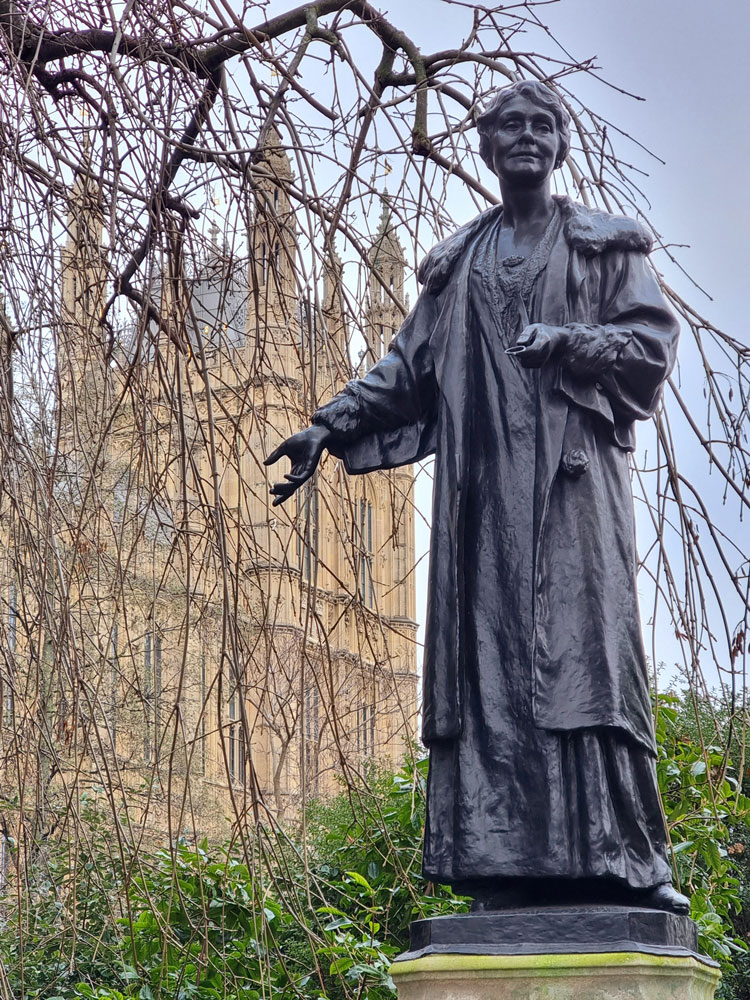 Emmeline Pankhurst by Arthur George Walker RA, 1930, with memorial relief to Christabel Pankhurst added 1958–59. Victoria Tower Gardens, Westminster. Photo: Juliet Rix.