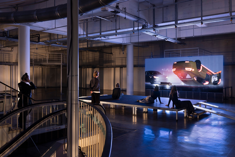 Lawrence Lek, NOX, 2023. Installation view, LAS Art Foundation, Kranzler Eck, Berlin. © Lawrence Lek. Commissioned by LAS Art Foundation. Photo: Andrea Rossetti.