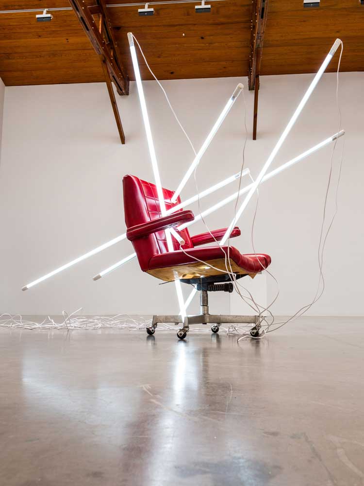 Sarah Lucas, Exacto, 2018. Courtesy of the artist and kurimanzutto, Mexico City / New York. © Sarah Lucas.