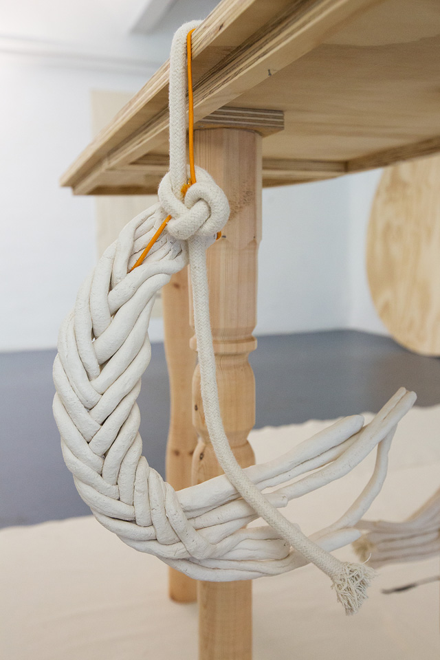 Lily Lanfermeijer, FauxSyrupAngel 2018, Rope and Rigging (detail). Ceramics, wood, robe, 42 x 132 x 70 cm. Punt WG Amsterdam. Photo: Kyle Tryhorn.