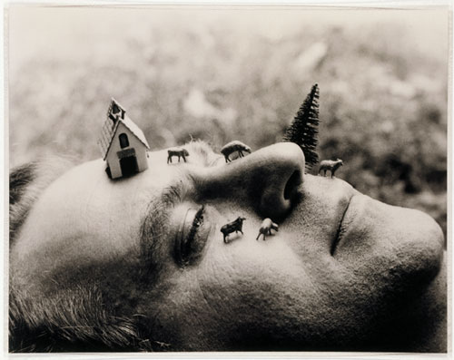 Luis Camnitzer. Landscape as an attitude, 1979. Laminated b/w photograph, 28 cm x 35.5 cm. Daros Latinamerica Collection, Zurich. Photo: Peter Sch