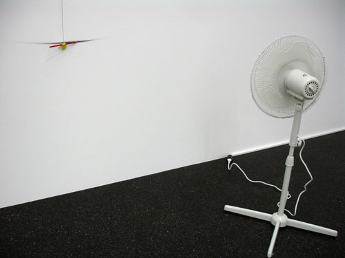 Luis Camnitzer. Portrait of the artist, 1991/2010. Fan, thread and pencil, dimensions variable. Daros Latinamerica Collection, Zurich.